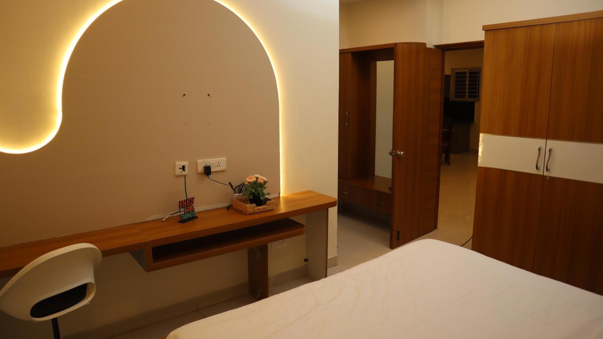 Dcasa Apartment Hotel 하이데라바드 외부 사진