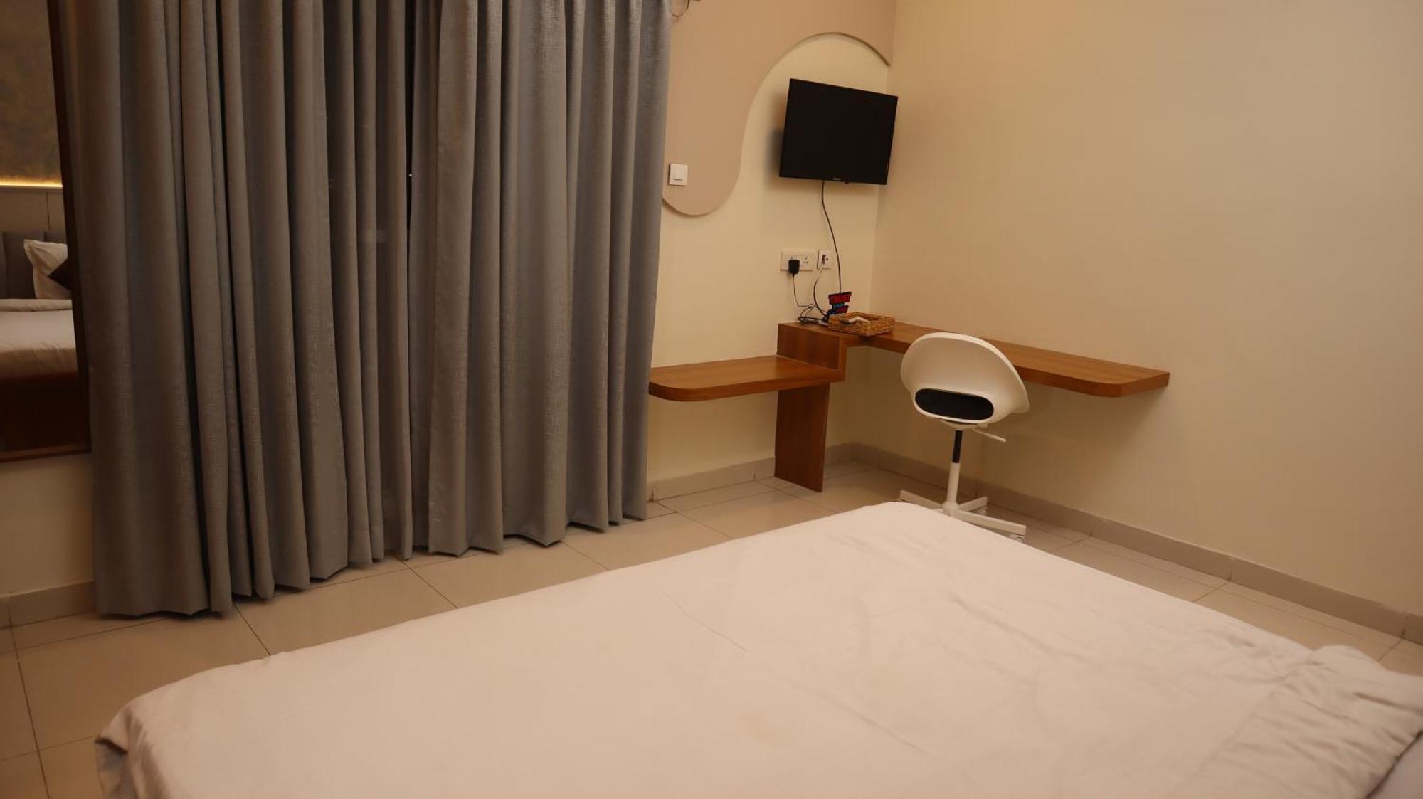Dcasa Apartment Hotel 하이데라바드 외부 사진