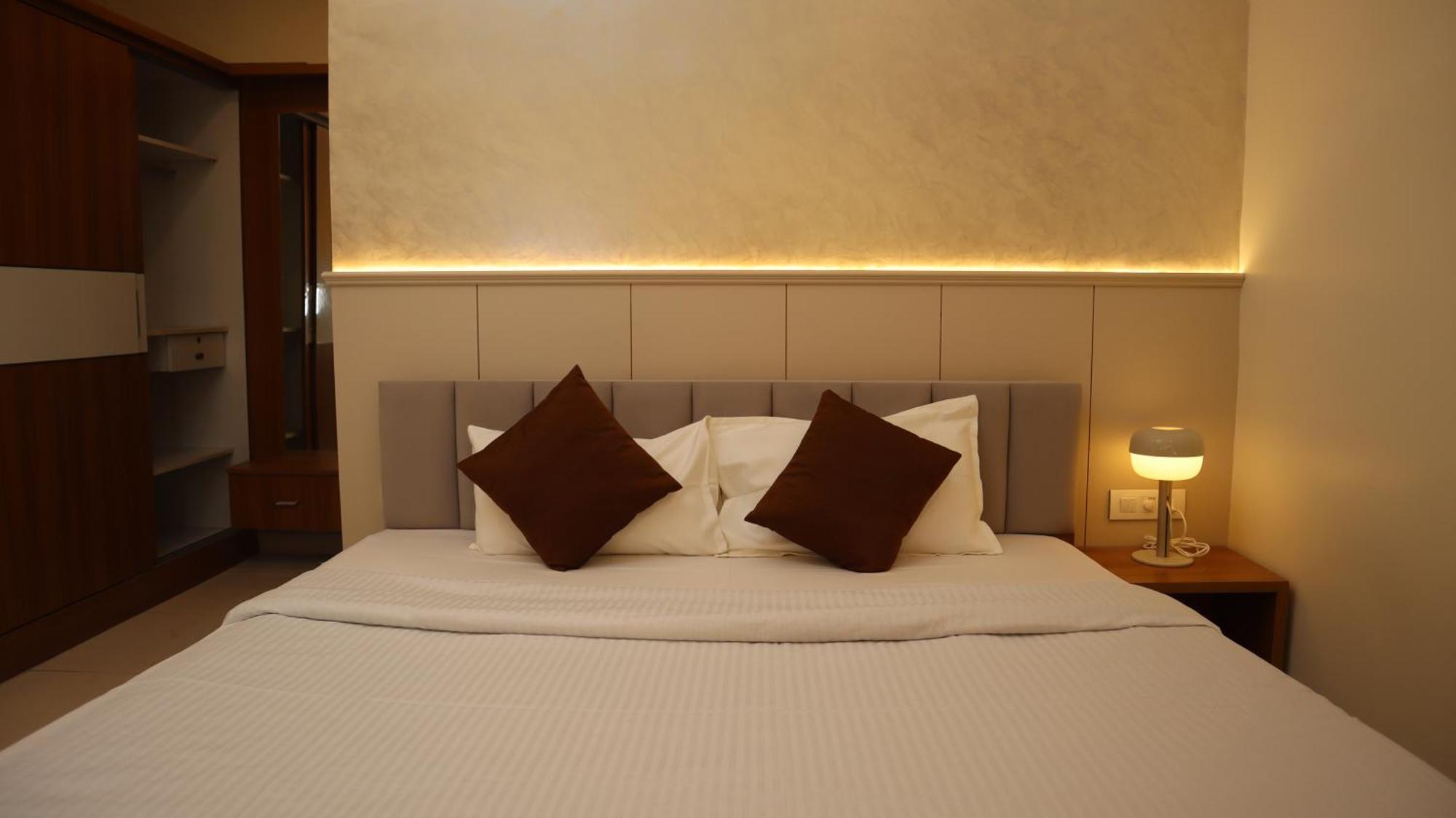 Dcasa Apartment Hotel 하이데라바드 외부 사진